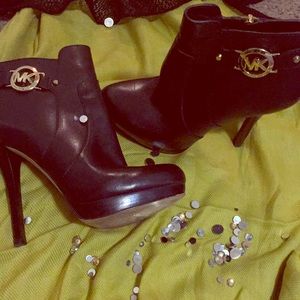 Michael Kors Black booties